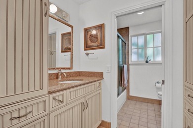 Beautiful two-story home located in the desirable Classics at - photo 40