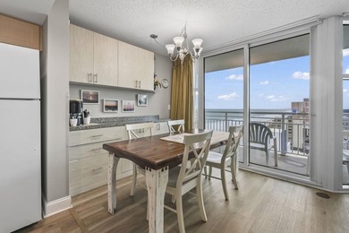 Welcome to this beautifully updated, fully furnished top-floor - photo 4