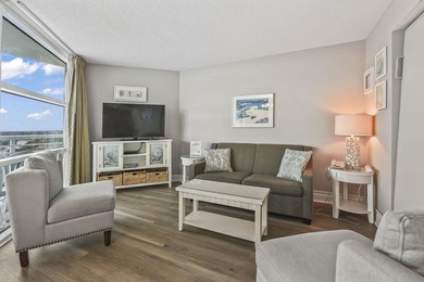 Welcome to this beautifully updated, fully furnished top-floor - photo 8