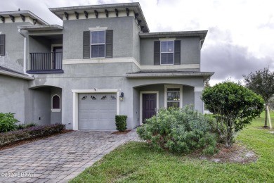 (private lake, pond, creek) Townhome/Townhouse For Sale in Daytona Beach Florida