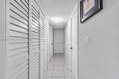 First-floor condo in the desirable Summit Chase community - photo 15