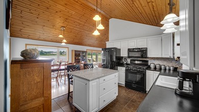 MOTIVATED SELLERS..Dont miss your opportunity to own OVER 350+ - photo 16