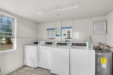 First-floor condo in the desirable Summit Chase community - photo 17