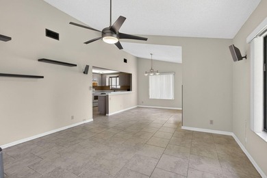 Welcome to this beautifully maintained 2-bedroom, 2-bath - photo 18