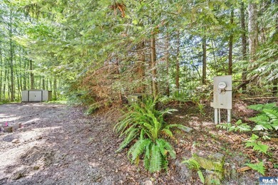Thoughtfully stewarded under a conservation easement with North - photo 19