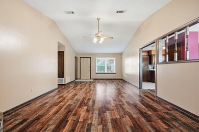 NEW ROOF PRIOR TO CLOSING! Offering 1,896 square feet, two - photo 4