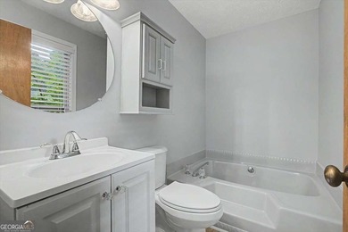 Looking for a home you can make your own? This split-foyer home - photo 26