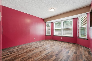 NEW ROOF PRIOR TO CLOSING! Offering 1,896 square feet, two - photo 7