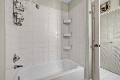 Welcome to this beautifully maintained 2-bedroom, 2-bath - photo 32