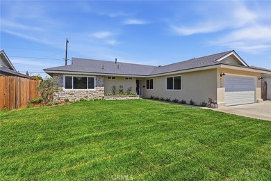 Nestled in the heart of the highly sought-after Laurelhurst - photo 2