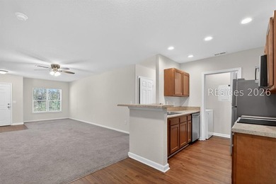 PLANTATION POINT IN BLUFFTON! Located in a sought-after - photo 8