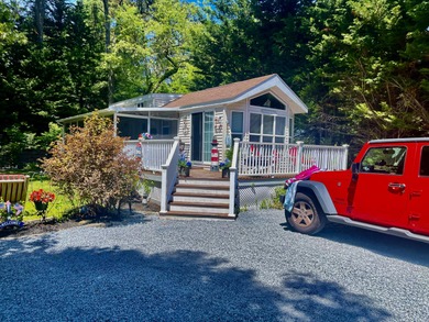 Peters Pond Home For Sale in Sandwich Massachusetts