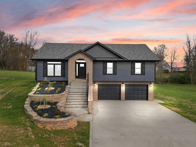 Lake Cumberland Home For Sale in Somerset Kentucky