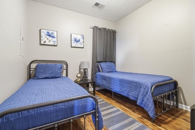 Welcome to this beautifully maintained unit in River Oaks - photo 30