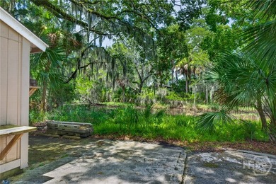 Welcome to 122 Schley, where the pace slows down and Lowcountry - photo 50
