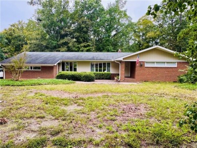 Lake Home For Sale in Windsor, Virginia