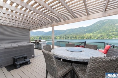 Rare opportunity to own a proven income-producing duplex on - photo 14