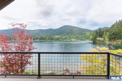Rare opportunity to own a proven income-producing duplex on - photo 15