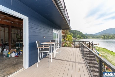 Rare opportunity to own a proven income-producing duplex on - photo 18