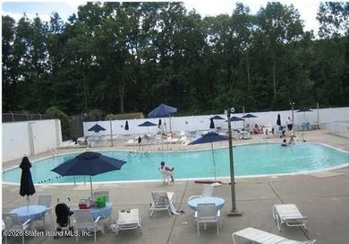 The Fountains; convenience and location all in one! Enjoy full - photo 18
