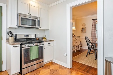 Located in the heart of West Irondequoit, this beautifully - photo 19