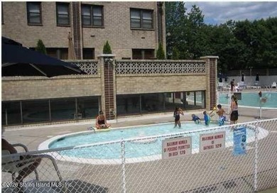 The Fountains; convenience and location all in one! Enjoy full - photo 19