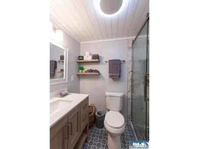 Rare opportunity to own a proven income-producing duplex on - photo 33