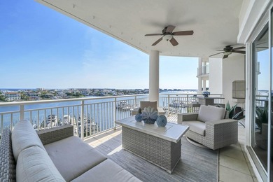 Experience luxury waterfront living with breathtaking panoramic - photo 1