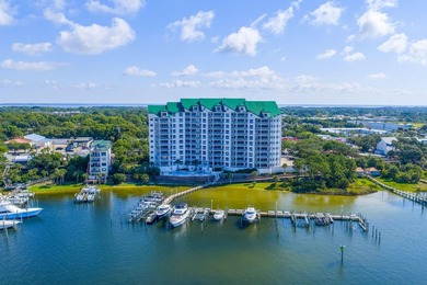 Experience luxury waterfront living with breathtaking panoramic - photo 3