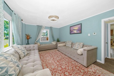 Welcome to this beautiful expanded cape located in Islip. This - photo 4