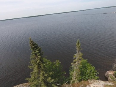 3.64 acres on Lake Kabetogama adjacent to Voyagers National Park - photo 4