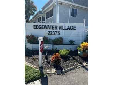 Port Charlotte Waterway Area Condo Sale Pending in Port Charlotte Florida