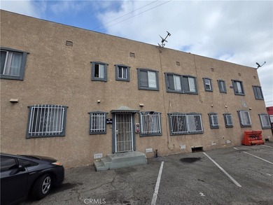 Excellent mixed-use investment opportunity on Pacific Coast - photo 1