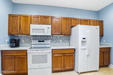 Welcome to easy living in Peppertree, one of Brunswick's premier - photo 11