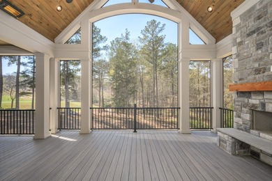 THIS IS LUXURY GOLF COURSE LIVING AT ITS FINEST!!! Experience - photo 14