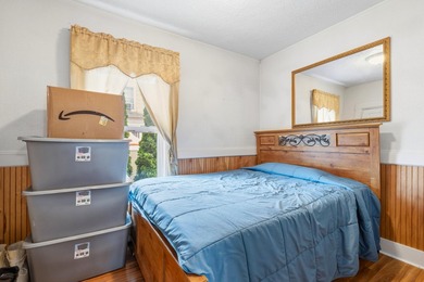 Spacious New Englander offering the perfect blend of classic - photo 14