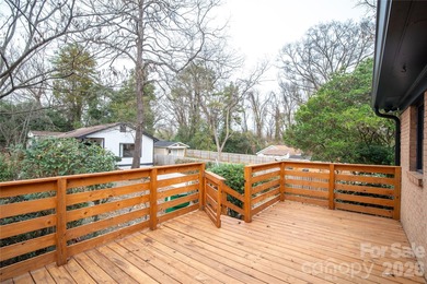 Amazing combination of MAIN house, an Accessory Dwelling Unit