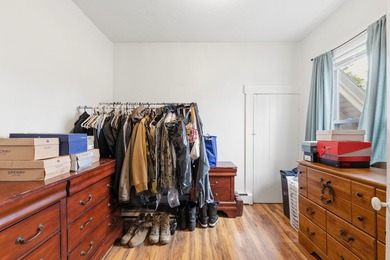 Spacious New Englander offering the perfect blend of classic - photo 17