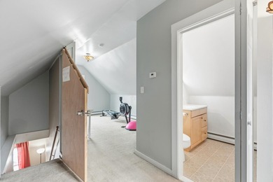 Spacious New Englander offering the perfect blend of classic - photo 23