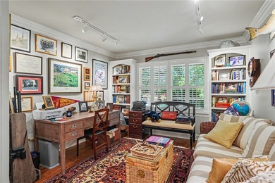 Nestled in the heart of the desirable Marshwood section of The - photo 31
