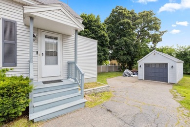 Spacious New Englander offering the perfect blend of classic - photo 31