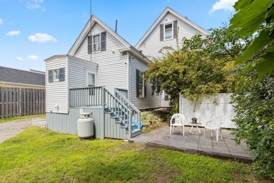 Spacious New Englander offering the perfect blend of classic - photo 34