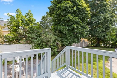 Spacious New Englander offering the perfect blend of classic - photo 36