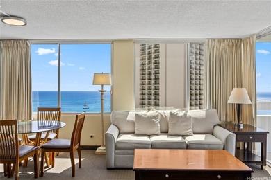 Preferred *03* corner 1-bedroom on a high floor with ocean, city - photo 3