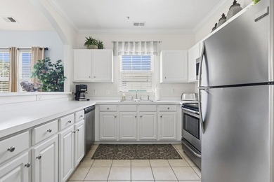 Beautiful and updated light bright third floor end unit in one - photo 6