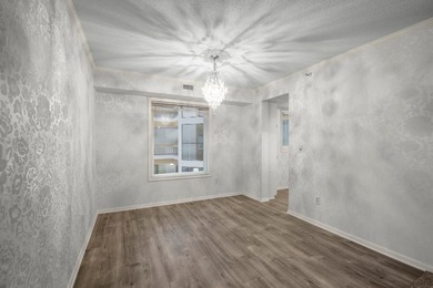 Welcome home to luxury, resort-style living at Glen Atrium - photo 8