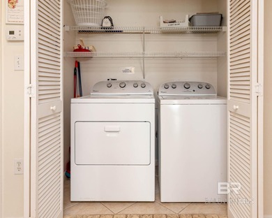 This beautifully appointed 3-bedroom, 2-bath condo in Phoenix