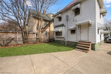 Welcome home to this recently updated Colonial conveniently - photo 17