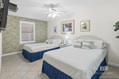 This beautifully appointed 3-bedroom, 2-bath condo in Phoenix