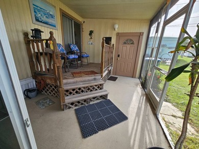 Welcome to your peaceful retreat in this beautiful 2-bedroom - photo 41